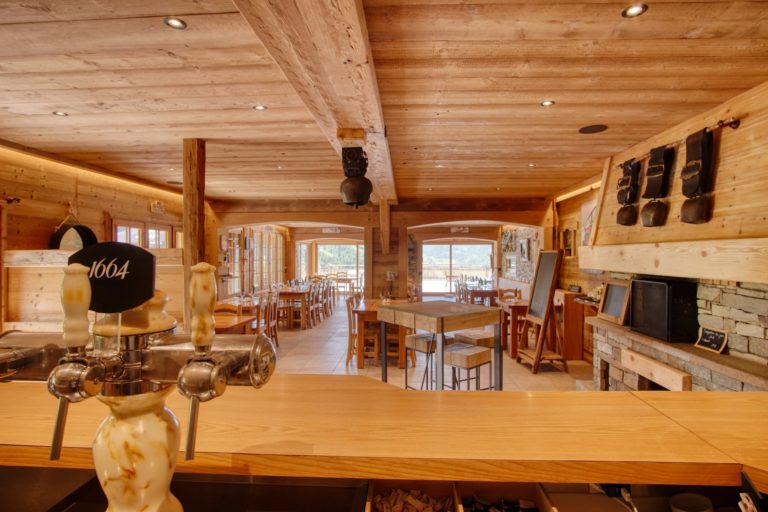bar et restaurant la molliniere